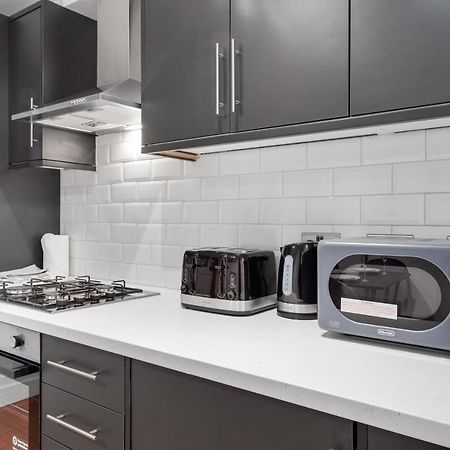 Apartamento Sleep14 In Victoria London 43Vpr Exterior foto